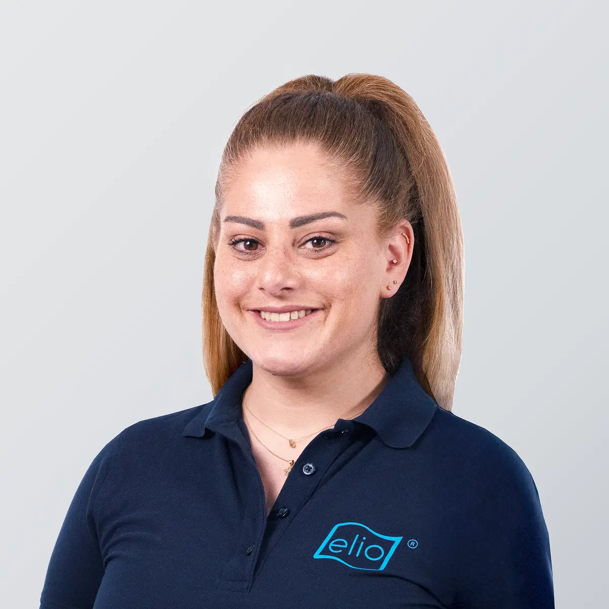 Lina Noah, elio GmbH Porträt von Lina Noah, elio GmbH