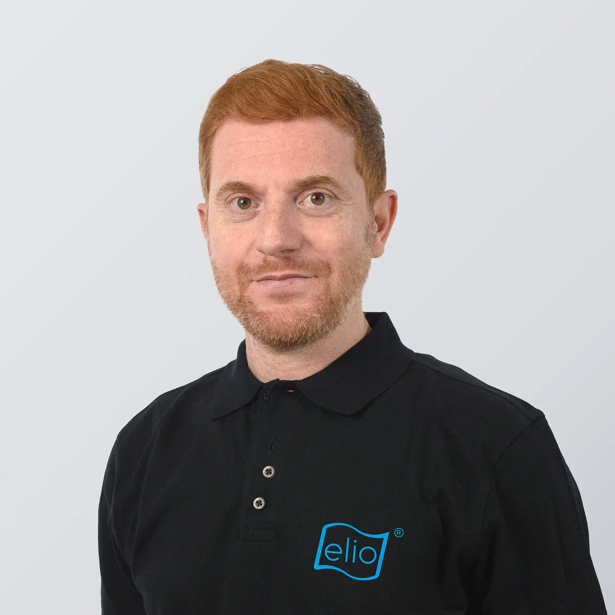 Porträt von Simon Toprak, elio GmbH